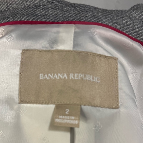 Banana Republic Blazer - 2 - Picture 9 of 10